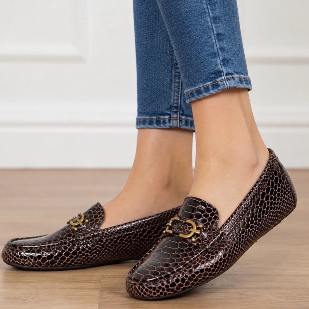 Donald J Pliner Viky Loafer Womens 6.5M Brown Snakeskin Horsebit Flat